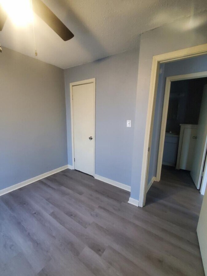 Photo - 2102 Sidney St Unit 4A