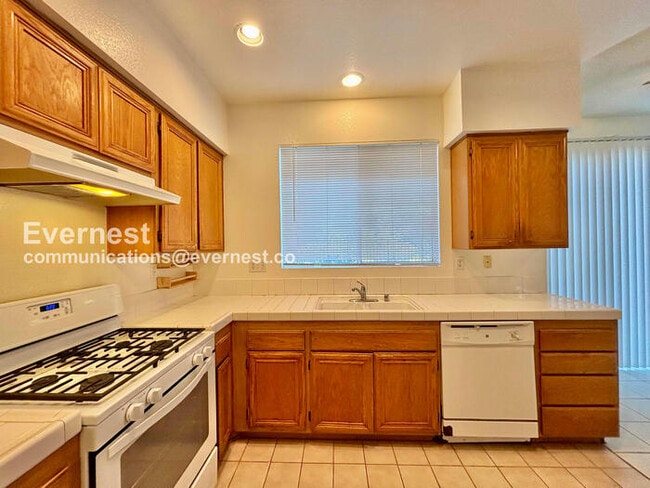 Photo - 27620 Parkside Dr