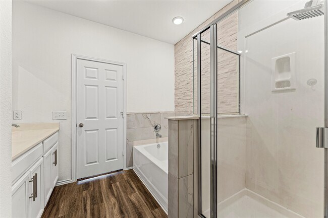 Photo - 5826 Savanna Pasture Rd