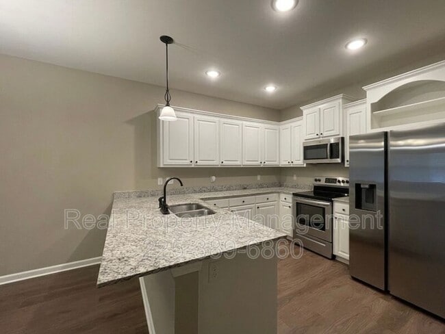Photo - 17414 Berkshire Dr