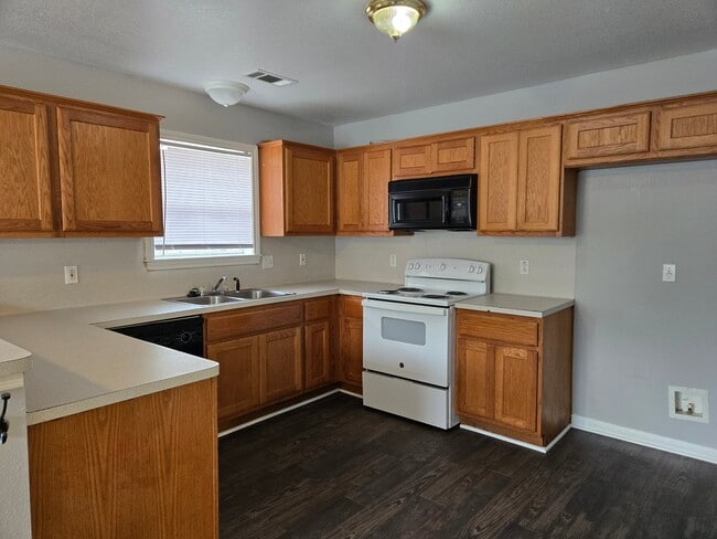 1742 Rock Hollow Loop Unit 1742
