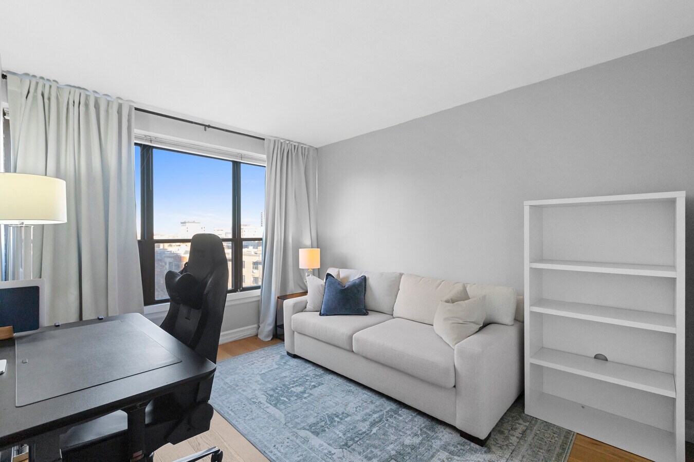 Photo - 2930 N Sheridan Rd Unidad 706