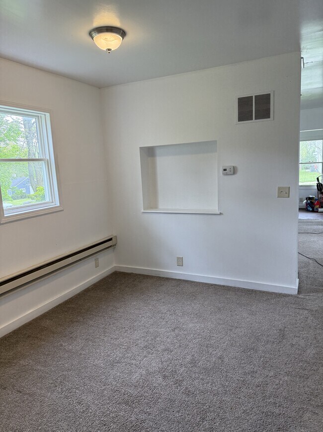 Photo - 5009 Hoagland Ave