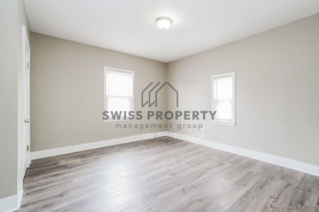 Photo - 761 Seymour Ave Unit 761