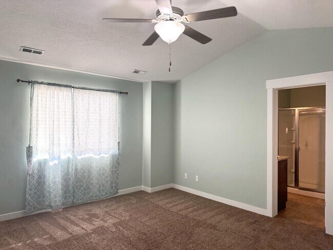 Photo - 362 S 790 W