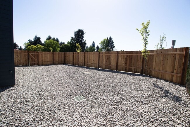 Photo - BondurantT Unit A