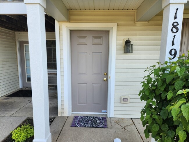 Photo - 1819 Silverstone Dr Unit 1819