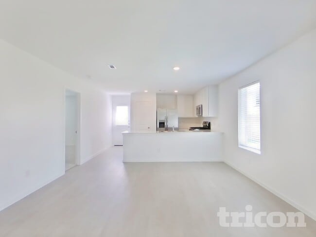 Photo - 3072 Dawn Sound Dr