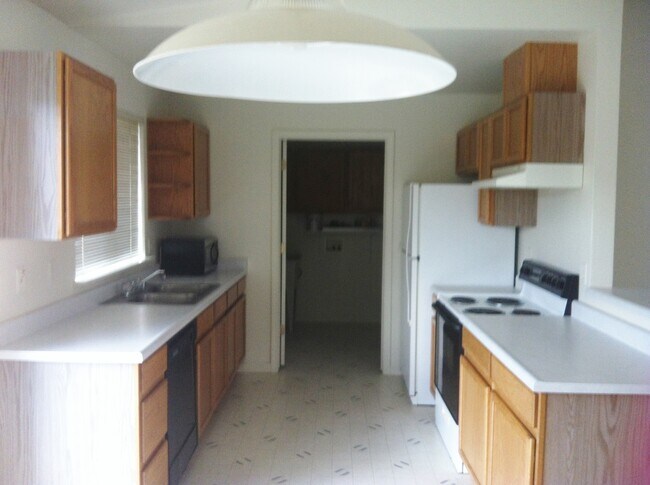 Photo - 401 Parkchester Dr Unidad #1