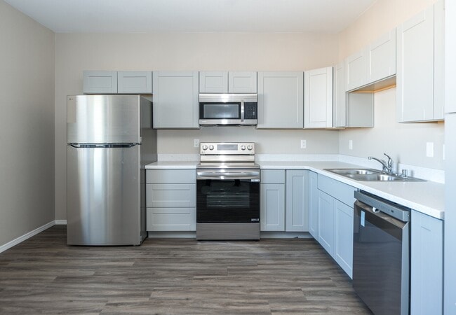 Building Photo - The Orchards Apartments Unit 205