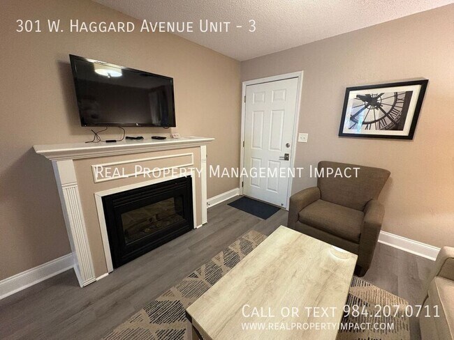 Photo - 301 W Haggard Ave Unit 3