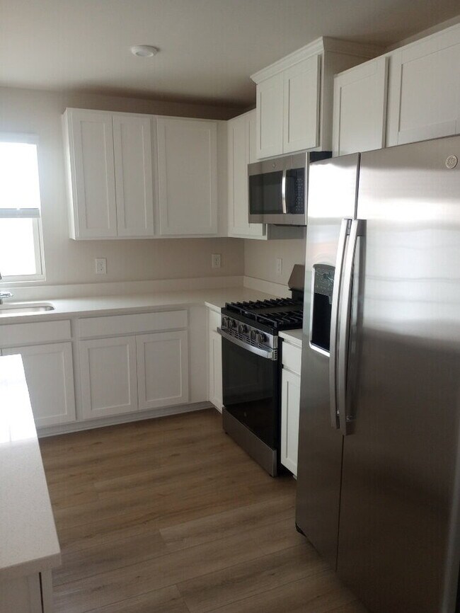 Photo - 104 Filly Ln