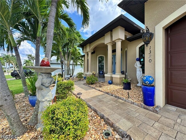 1320 SW 31st Terrace