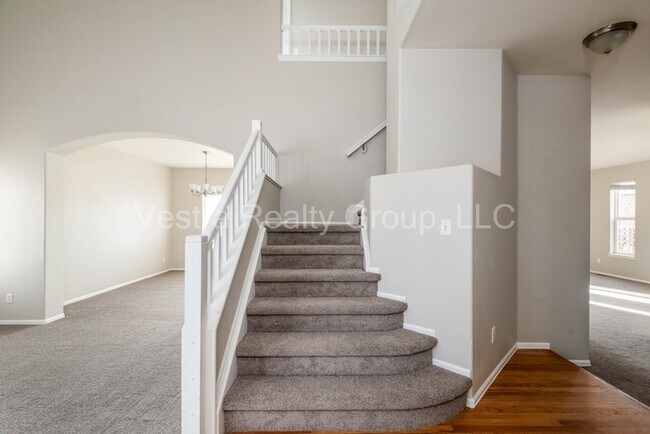 Photo - 5193 S Liverpool Way