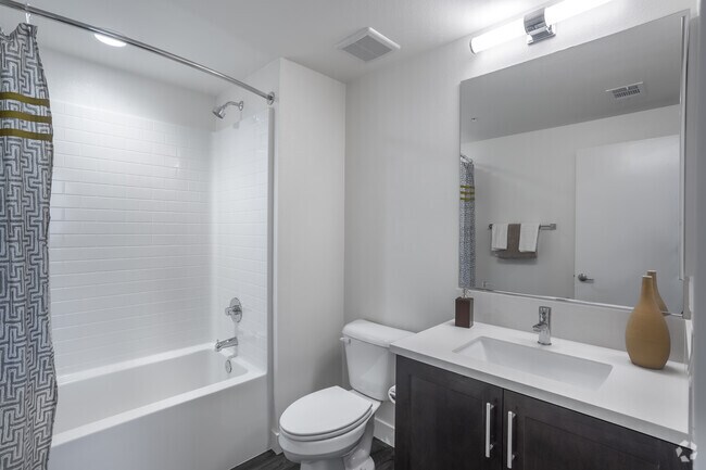2BR, 2BA - 1041 SF - #316