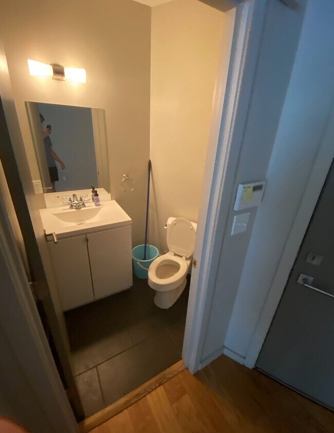 Photo - Huge updated 5 bed townhouse with all the ...