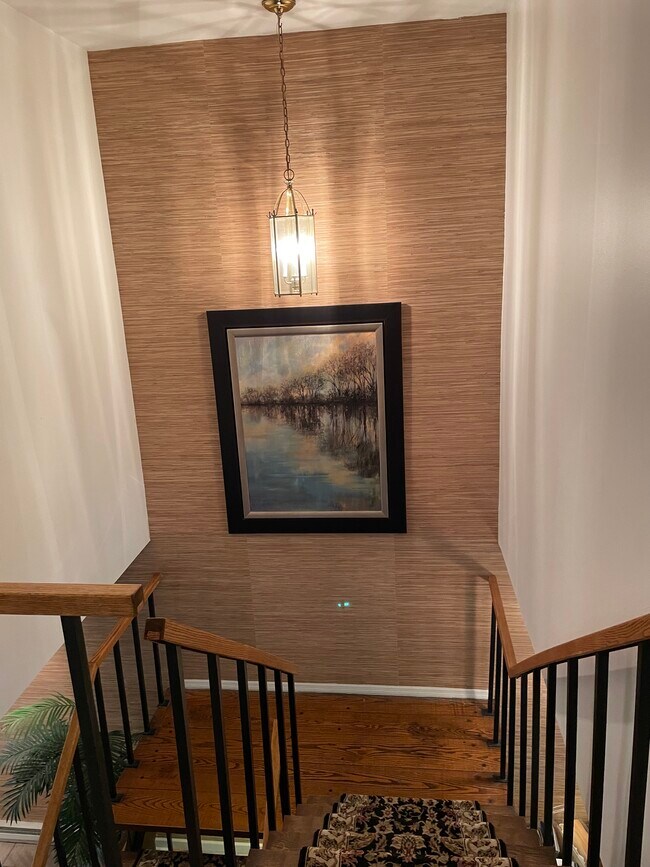 Photo - 1227 James St