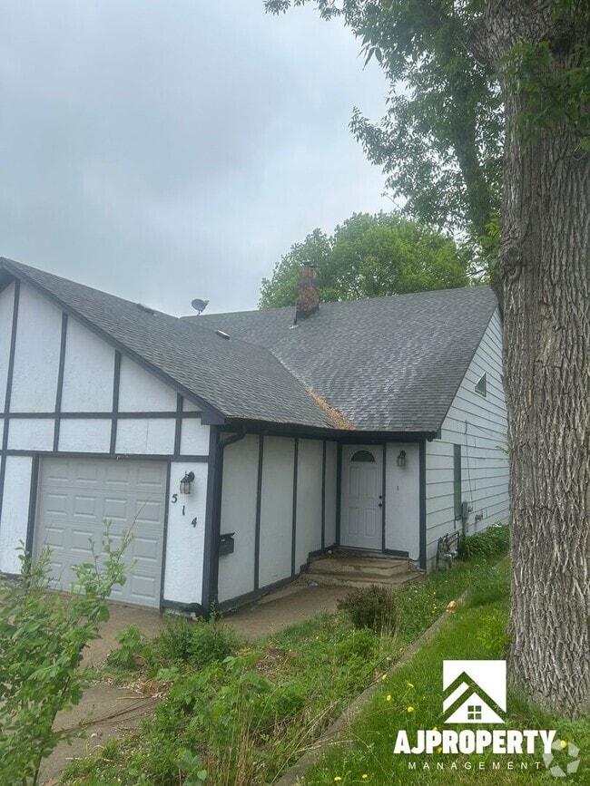 Building Photo - 514 N Cliff Ave Rental