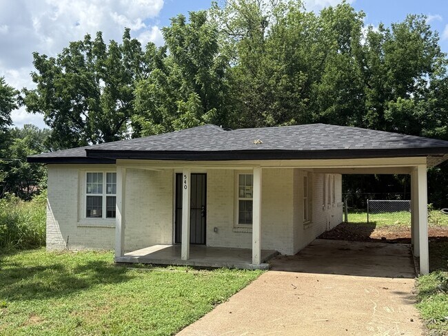 Photo - 540 Harahan Rd
