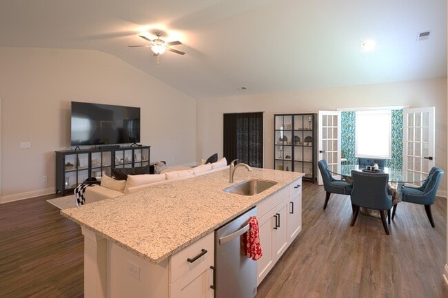 Photo - Like New Ranch Style Single Family Home w/ Garage