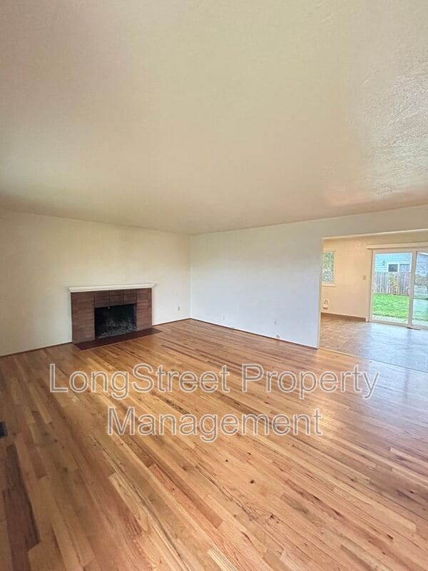 Photo - 1930 NW Kings Blvd