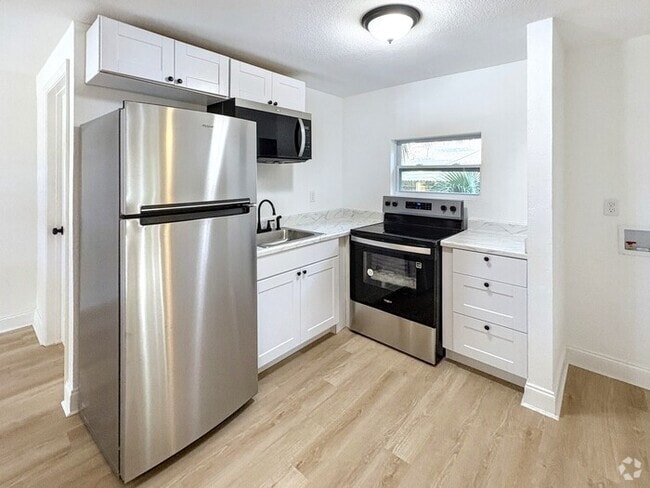 Building Photo - 4605 N Hubert Ave Unit 13 Rental
