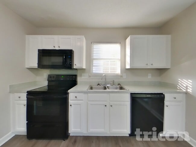 Photo - 1032 Crowders Woods Dr