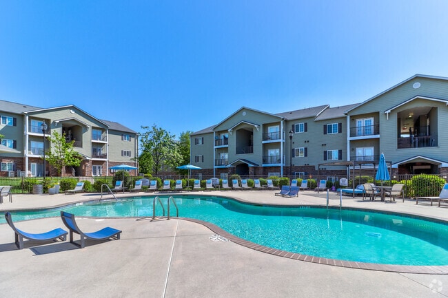 Building Photo - The Pointe at Heritage Rental