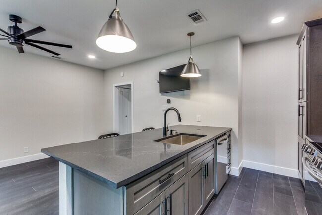 Photo - 2823 W Cantey St