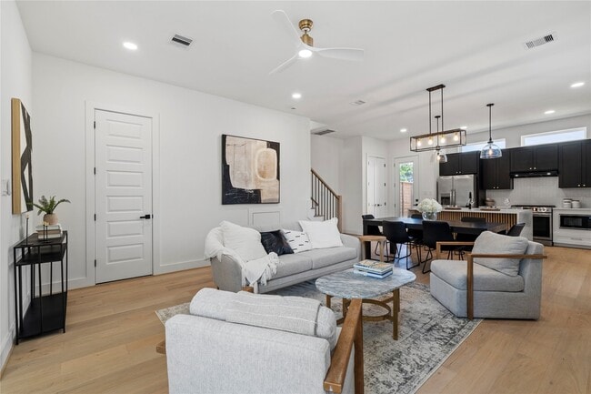 Photo - 4108 Cortlandt St