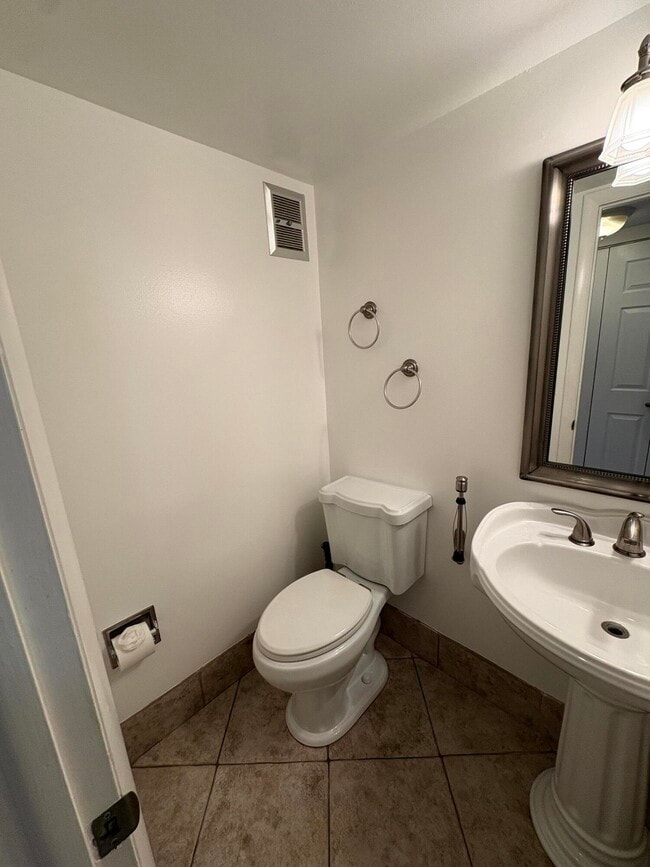 Photo - 48 Bedford B