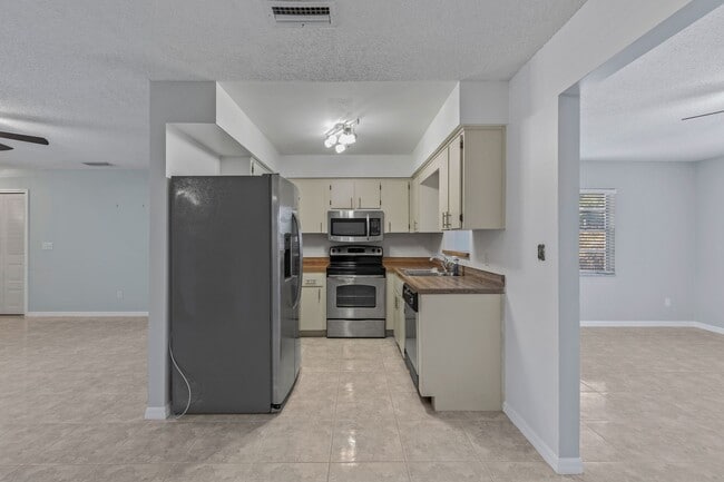 Photo - 2711 N Dellwood Dr
