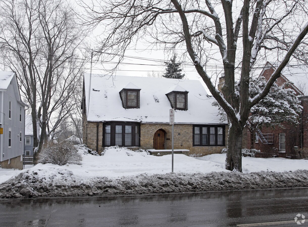 Photo - 645 E Gorham St Apartments