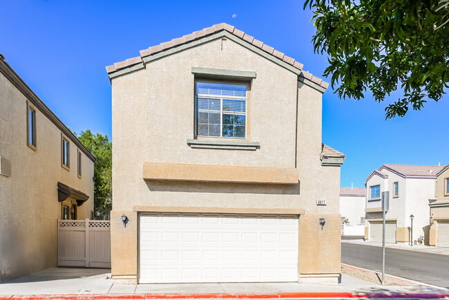 Building Photo - 6417 Pine Willows Ct Rental