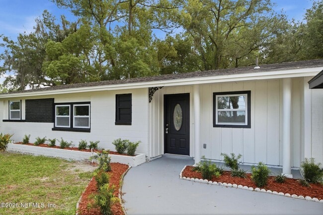 Photo - 5134 Moncrief Rd W