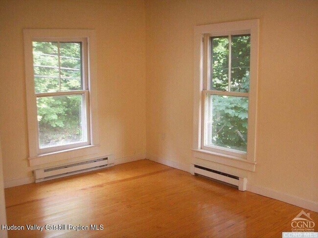 Photo - 36 Spring St