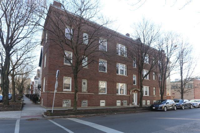 Photo - 3221 N Leavitt St Apartments Unit J07P