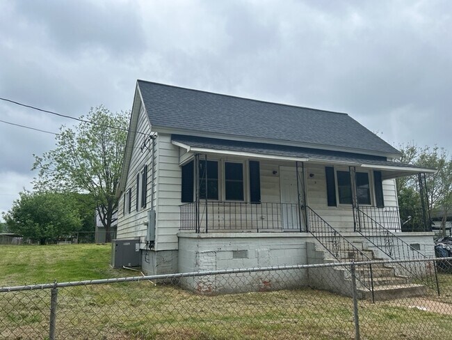 3 Bedroom in Pelzer - 3 Bedroom in Pelzer House