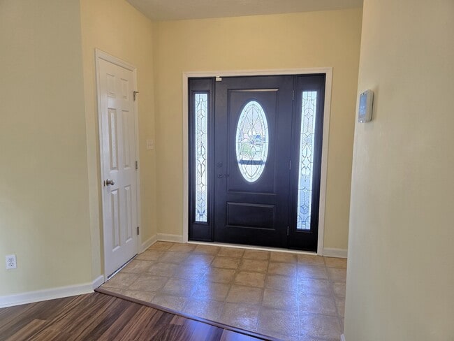 Photo - 1764 Tamarind Way
