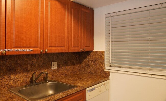 Photo - 11855 NE 19th Dr Unit 10