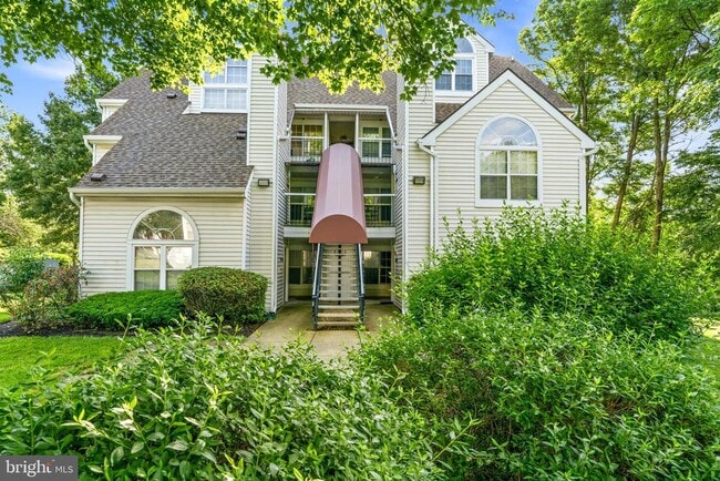 Building Photo - 10531 Beacon Ridge Dr Unit 13-101