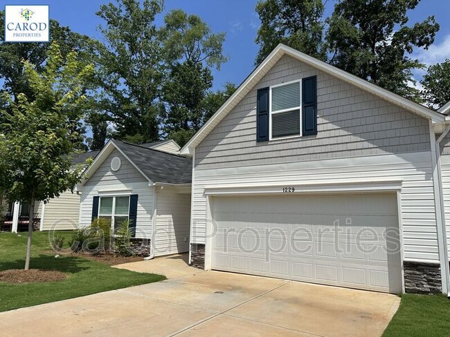 1229 Amberlight Circle