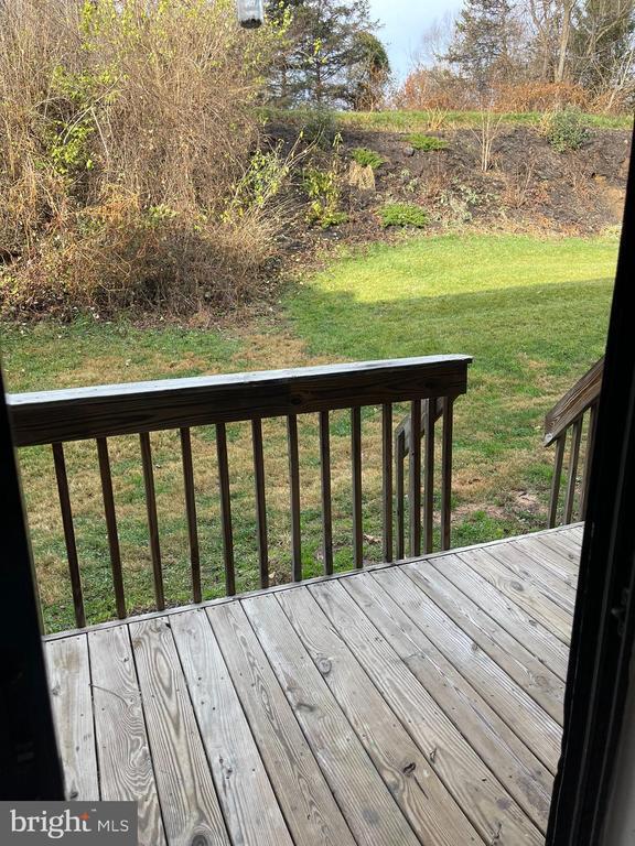 Photo - 105 Foxfire Dr