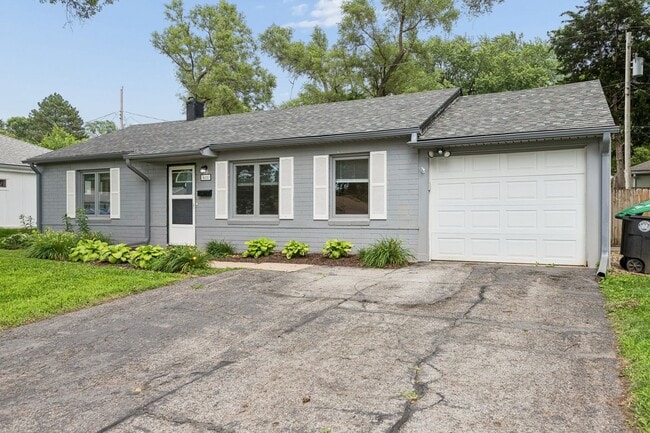 Photo - Charming 3-Bedroom Home in a Prime Aksarben Location!