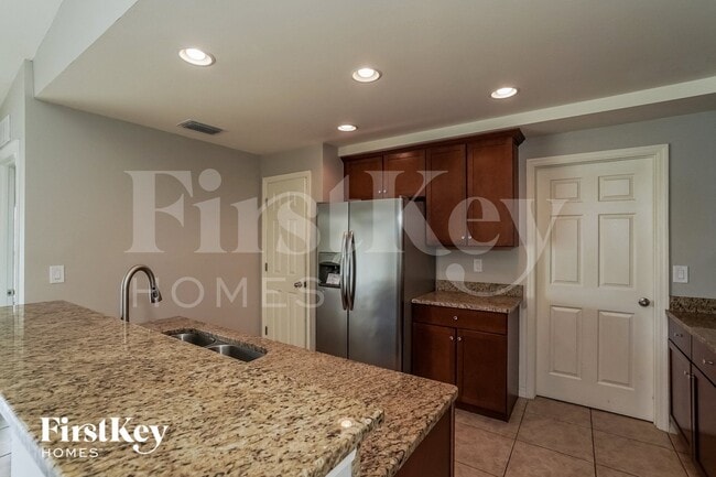 Photo - 1719 NW 25th Ln