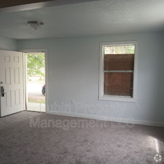 Building Photo - 2811 Carnes Ave Rental