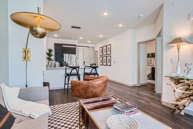 Photo - Standard on the River Apartments