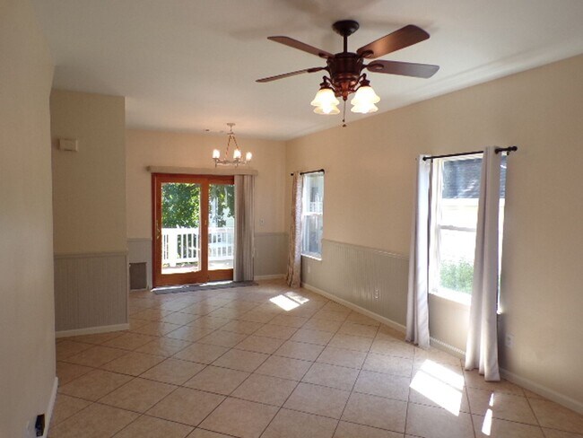 Photo - Mid Island home for rent
