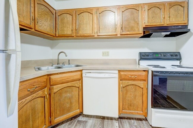 Idylwood Resort Apartment Homes