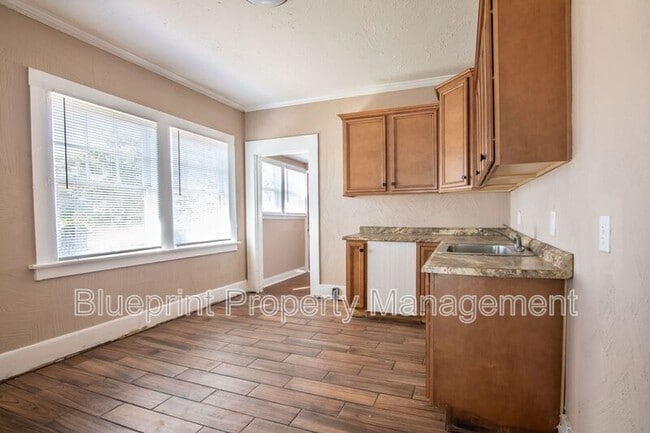 Photo - 644 Alabama Ave SW